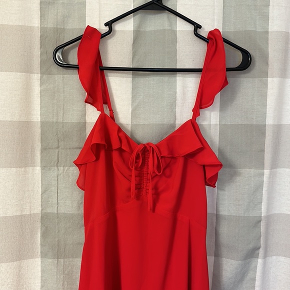 Red lulus dress - Picture 2 of 3